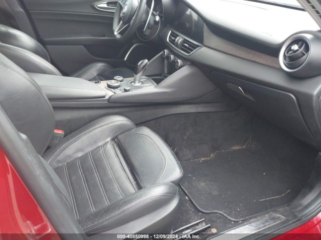 ZARFAEEN3H7558796 Alfa Romeo Giulia Ti Awd