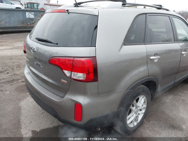 5XYKT3A65EG530969 KIA SORENTO LX
