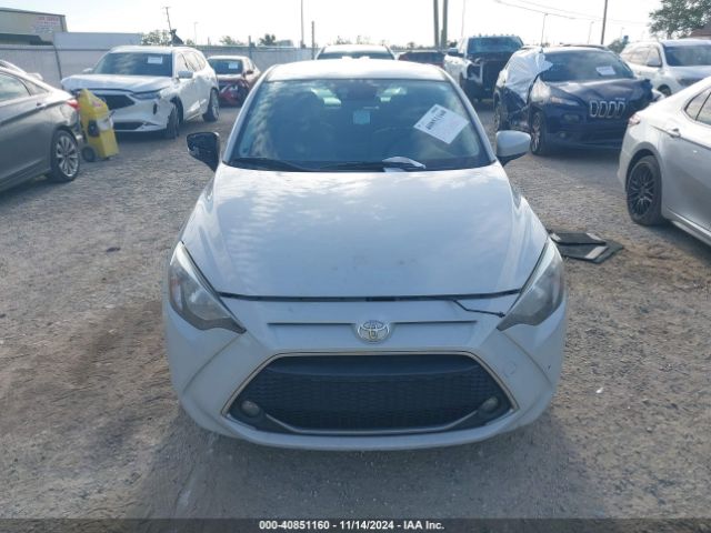 3MYDLBYV8KY515746 Toyota YARIS LE