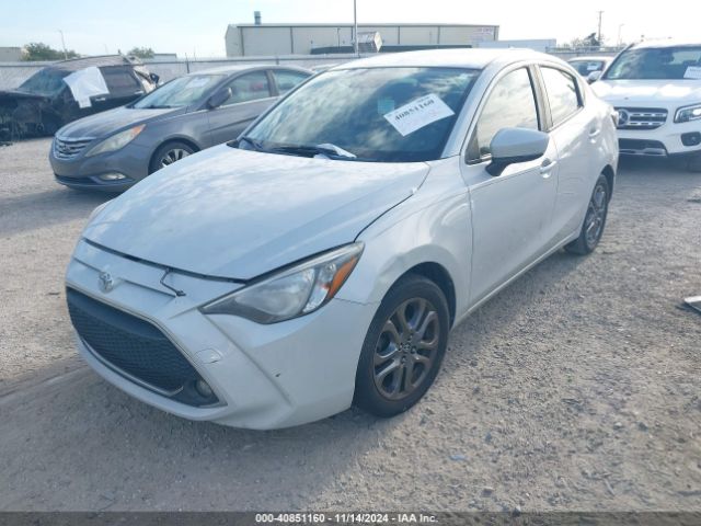 3MYDLBYV8KY515746 Toyota YARIS LE