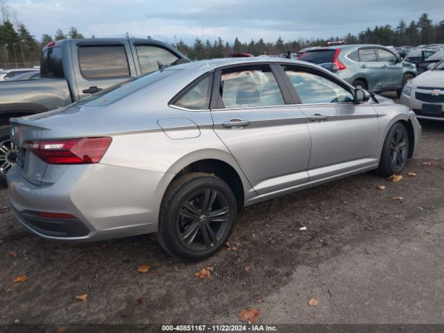 3VW7M7BU0RM067393 Volkswagen Jetta 1.5t Se