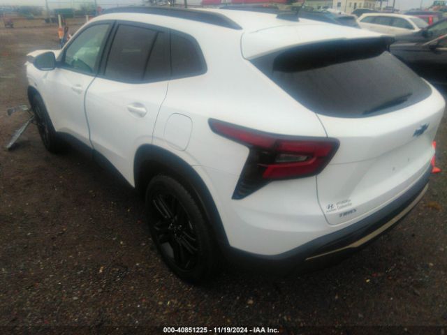 KL77LKE2XRC025542 Chevrolet Trax Fwd Activ