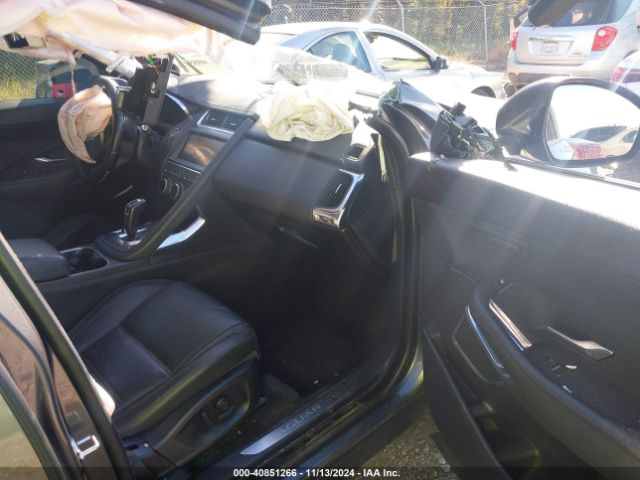 SADFP2FX7K1Z43185 Jaguar E-PACE SE