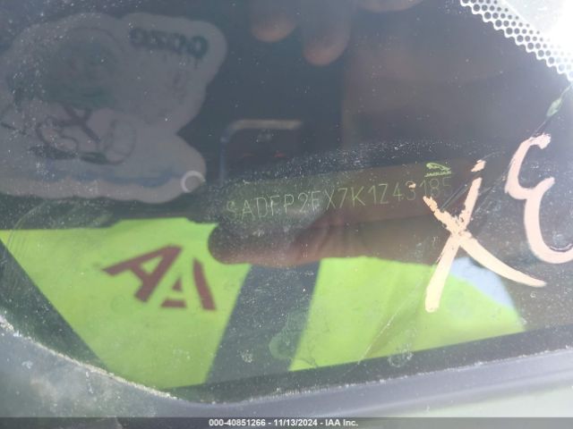 SADFP2FX7K1Z43185 Jaguar E-PACE SE