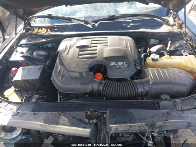 2C3CDZGG5KH583810 Dodge Challenger Sxt Awd