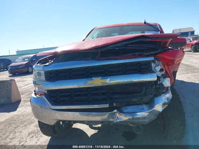 1GCVKREC3JZ341056 Chevrolet Silverado 1500 1lt