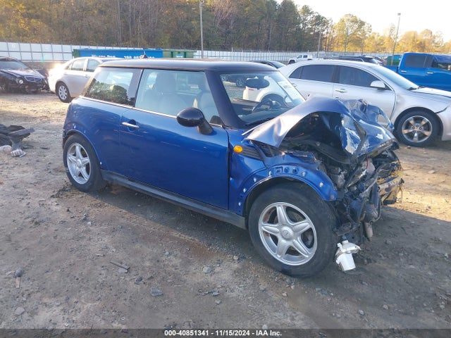 2007 MINI COOPER WMWMF33537TU60042 Photo 0