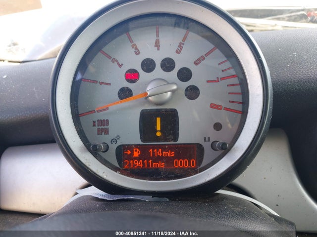 2007 MINI COOPER WMWMF33537TU60042 Photo 6