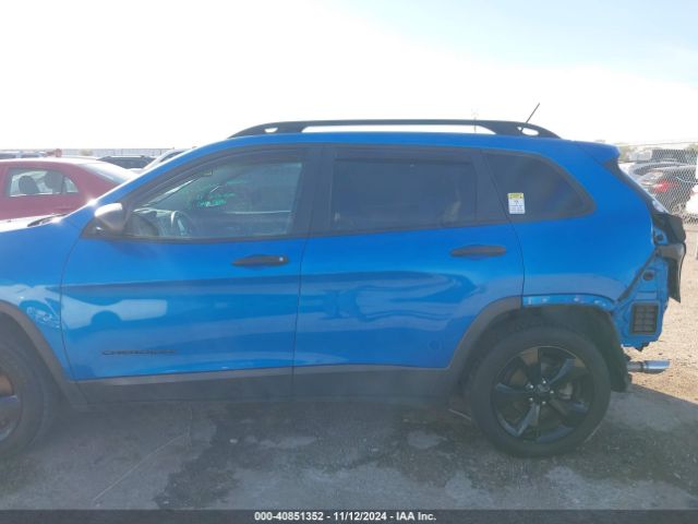 1C4PJLABXHW669575 Jeep Cherokee Altitude Fwd