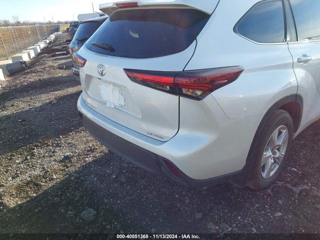 5TDKDRBH0RS534761 Toyota Highlander Le