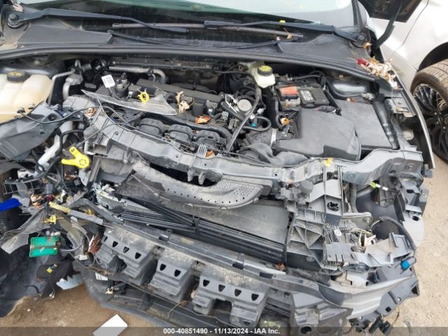 1FADP3H22HL265135 Ford FOCUS SEL