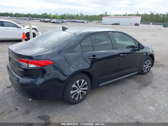 Toyota Corolla Hybrid Le 2021 JTDEAMDE2MJ011016 Image 4
