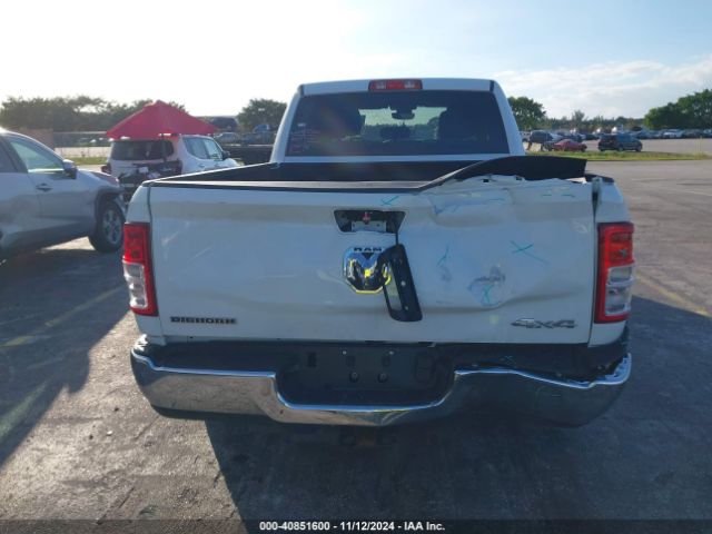 3C6UR5DL9RG285645 RAM 2500 Big Horn  4x4 6'4 Box