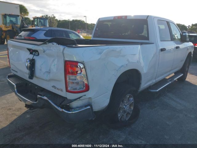 3C6UR5DL9RG285645 RAM 2500 Big Horn  4x4 6'4 Box