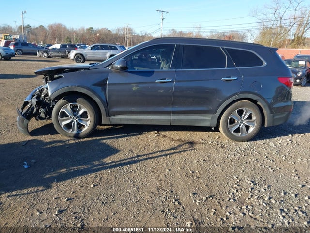 KM8SMDHF0GU133191 Hyundai Santa Fe Se