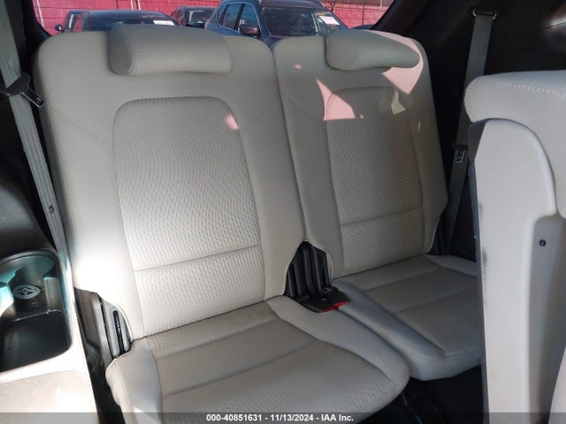 KM8SMDHF0GU133191 Hyundai Santa Fe Se