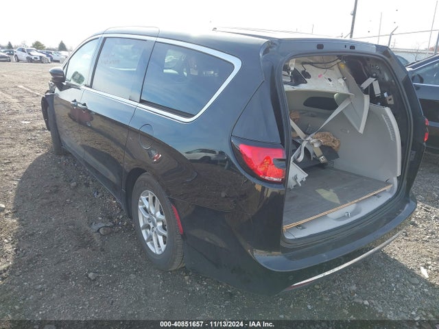 Chrysler Pacifica Touring L 2024 2C4RC1BG3RR128556 Image 3
