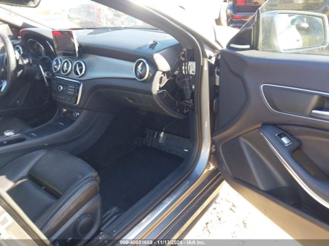 WDDSJ4GBXGN303200 Mercedes-Benz CLA 250 4MATIC
