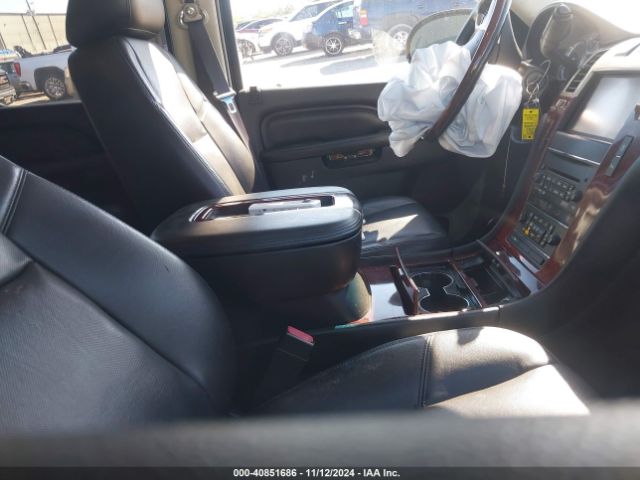 1GYS3BEF2ER169331 Cadillac Escalade Luxury