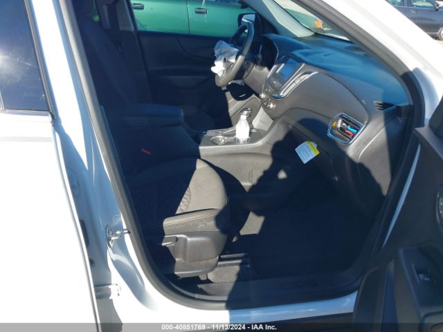3GNAXJEV3JS638741 Chevrolet EQUINOX LT