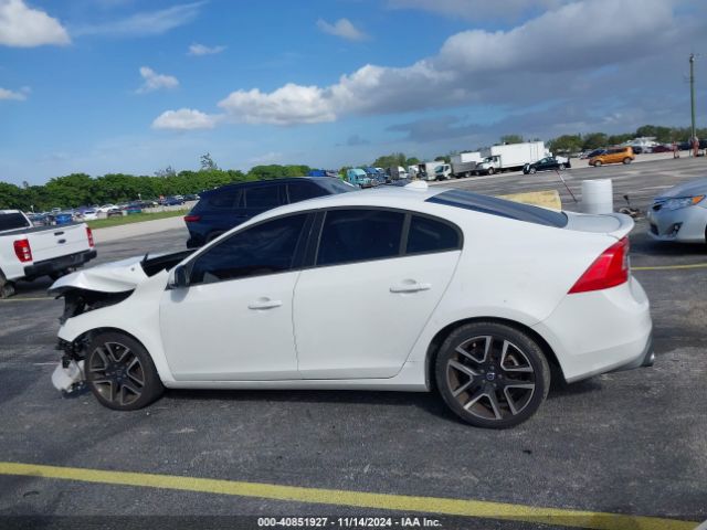 YV126MFL3H2439753 Volvo S60 T5 Dynamic