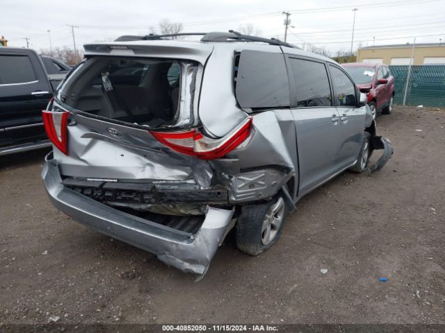 5TDKZ3DC8HS875310 Toyota Sienna Le 8 Passenger