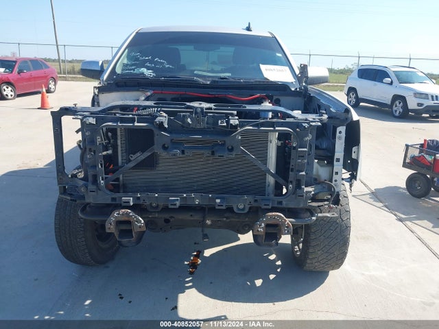 3GCUKREC4JG502624 Chevrolet Silverado 1500 2lt