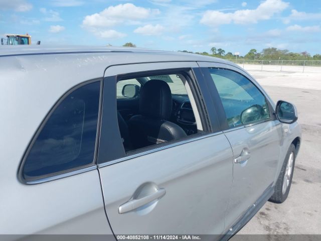 4A4AR4AU3FE038779 Mitsubishi Outlander Sport Se