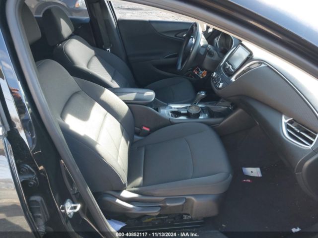 1G1ZE5ST2HF102785 Chevrolet MALIBU 1LT