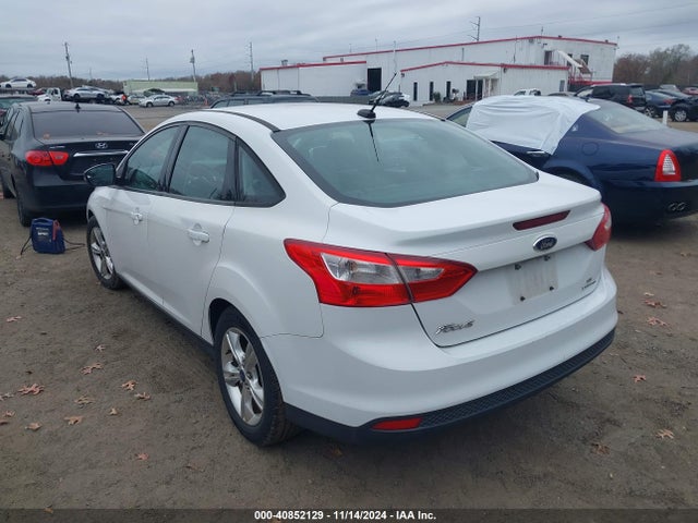 Ford FOCUS SE 2014 1FADP3F20EL186870 Image 3