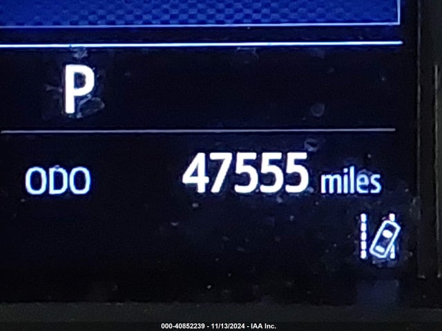 Toyota C-HR XLE 2019 JTNKHMBX7K1033699 Image 16
