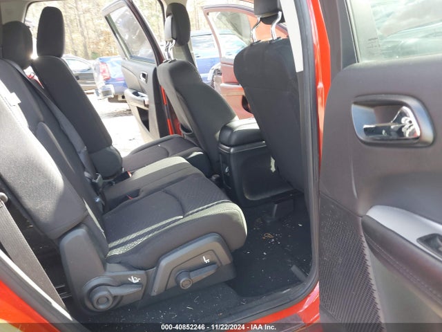 Dodge Journey Crossroad 2017 3C4PDCGBXHT683979 Image 8