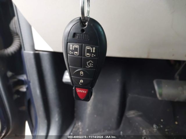 2C4RDGCG0ER321143 Dodge Grand Caravan Sxt