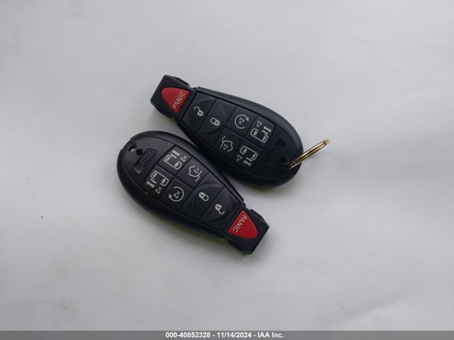 2C4RC1CG0ER461192 Chrysler Town & Country Touring-l
