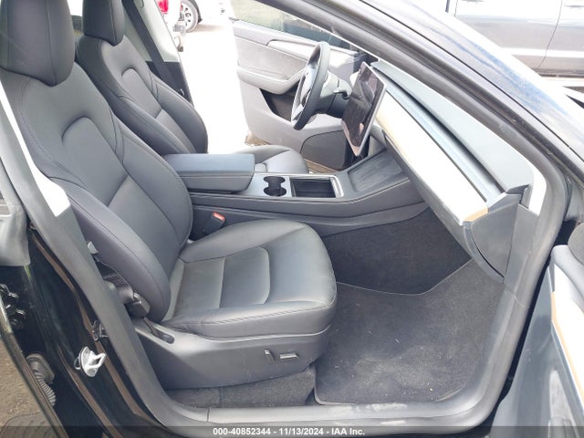 2023 TESLA MODEL Y 7SAYGDEE7PA187436 Photo 4