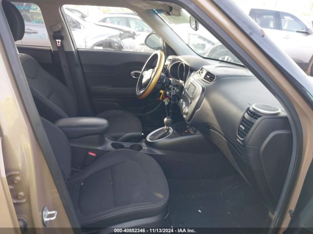 KNDJN2A27F7145585 KIA Soul