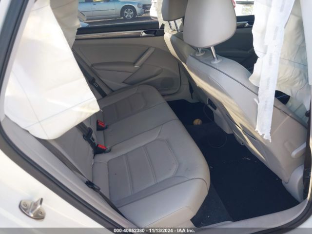 1VWBA7A38JC041870 Volkswagen Passat 2.0t Se
