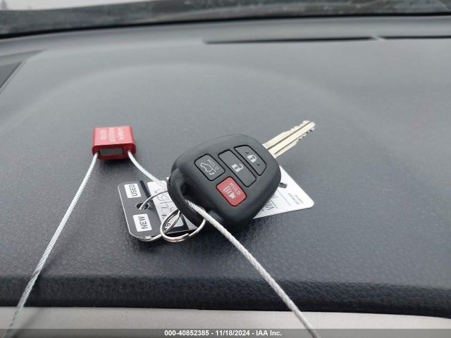 Toyota Rav4 Xle 2016 2T3RFREV5GW509635 Image 11