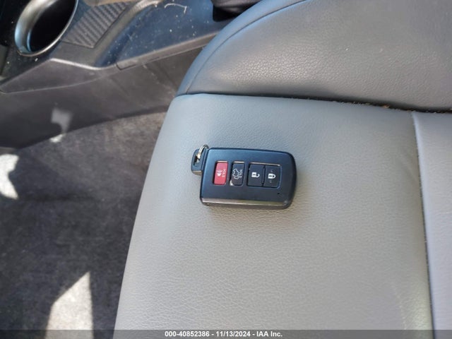 Toyota Rav4 Limited 2015 2T3YFREV2FW184713 Image 11