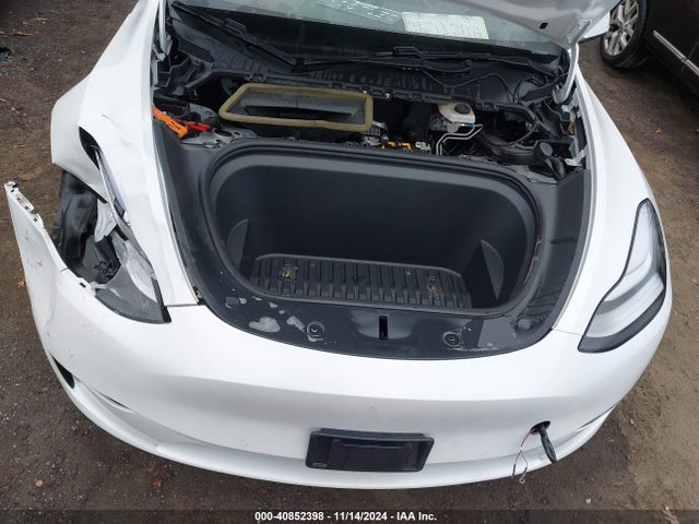 2020 TESLA MODEL Y 5YJYGDEE5LF045726 Photo 9