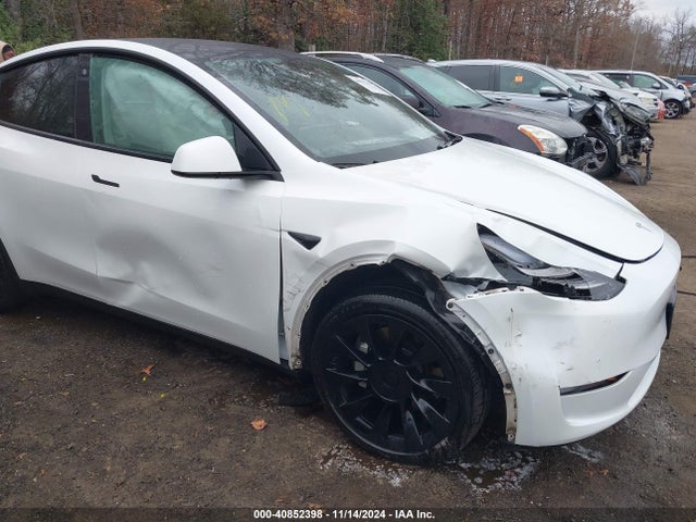 2020 TESLA MODEL Y 5YJYGDEE5LF045726 Photo 5