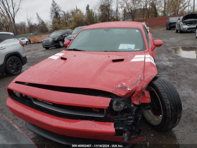 2C3CDYBT3EH214916 Dodge Challenger R/t Plus