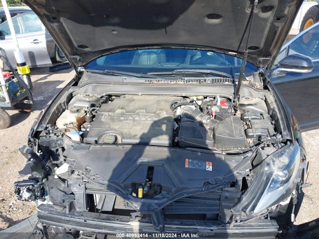 3LN6L2GK3ER823304 Lincoln MKZ
