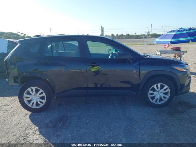 Toyota Corolla Cross L 2022 7MUAAAAG5NV027269 Image 14