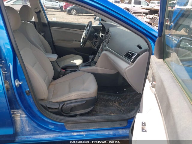 Hyundai ELANTRA SE 2017 5NPD74LF7HH174683 Image 5
