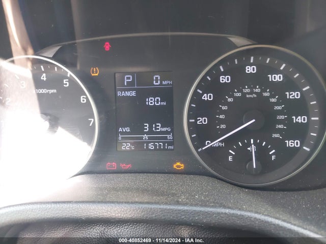 Hyundai ELANTRA SE 2017 5NPD74LF7HH174683 Image 7
