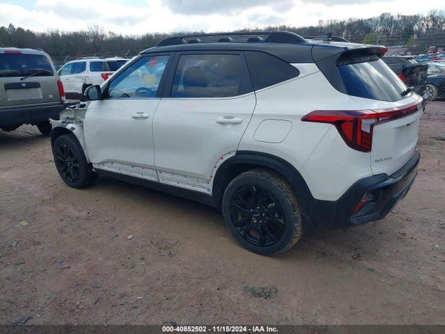 KIA Seltos X-line 2024 KNDEUCA7XR7502493 Image 3