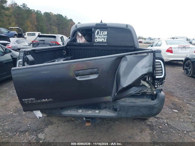 Toyota Tacoma Double Cab Prerunner 2015 5TFJU4GN4FX088245 Image 17