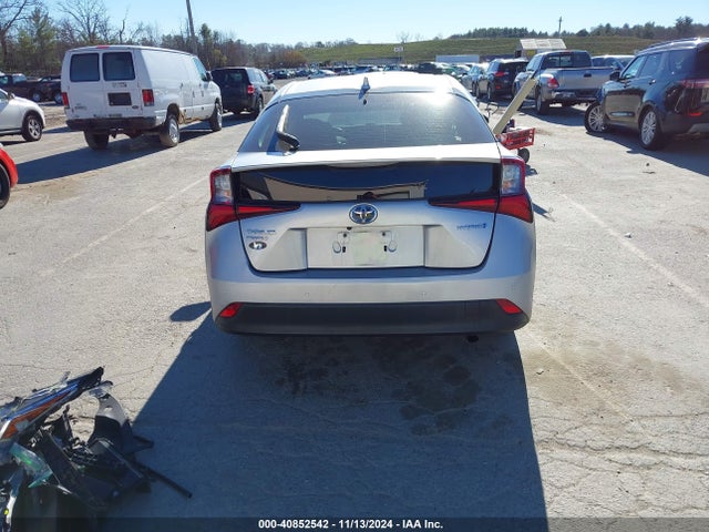 Toyota Prius Le Awd-e 2020 JTDL9RFU2L3017810 Image 17
