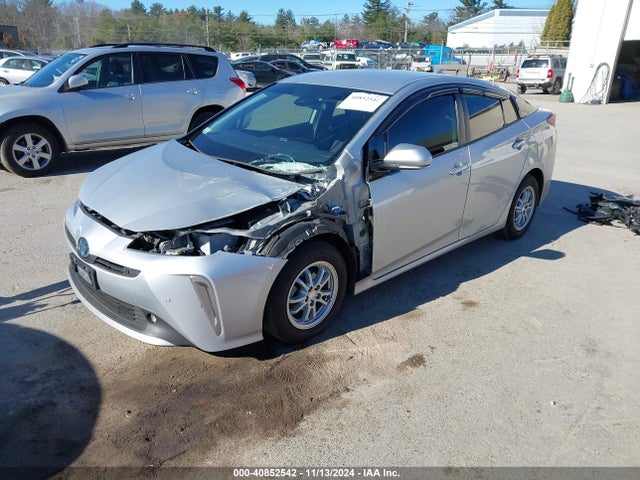 Toyota Prius Le Awd-e 2020 JTDL9RFU2L3017810 Image 2